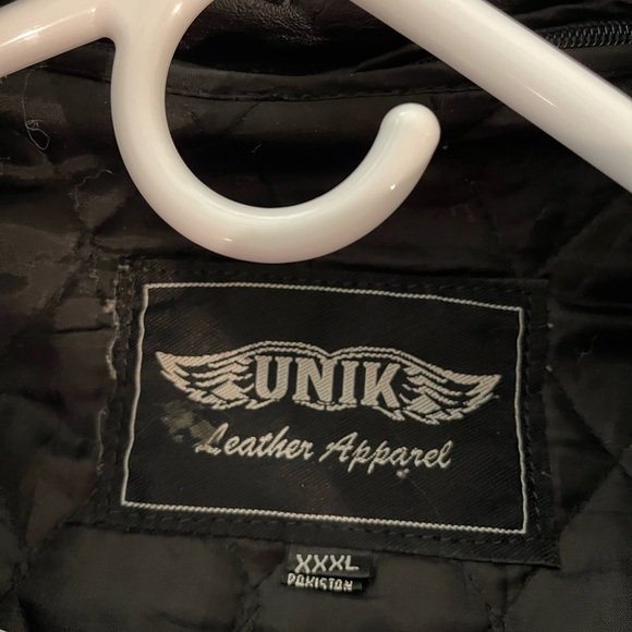 Leather riding jacket - Picture 2 of 3